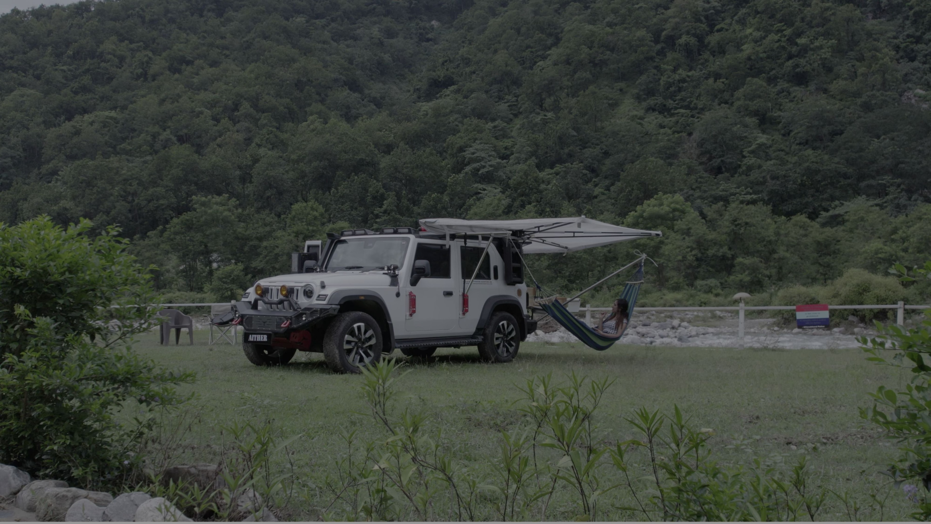 Caravan getaway by the river